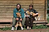 ADULTE ET CHIEN 329